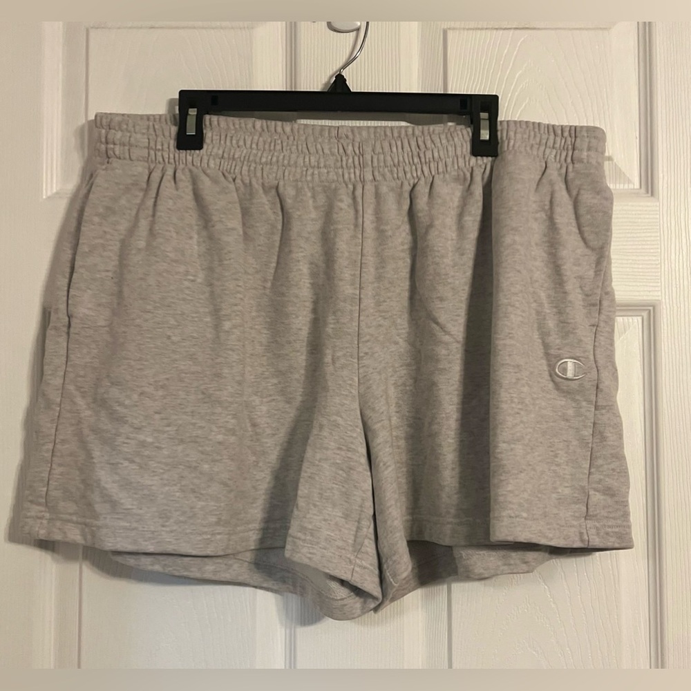 champion authentic athleticwear Women’s Xxl Gray 5 Inch Inseam Sweat Shorts